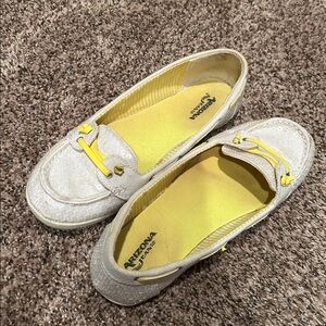 Arizona Jean Company White and Yellow Women's Shoes